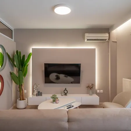 Urban Elegance By Nest *