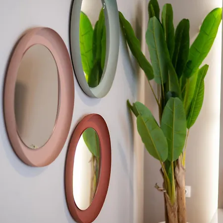 Urban Elegance By Nest *