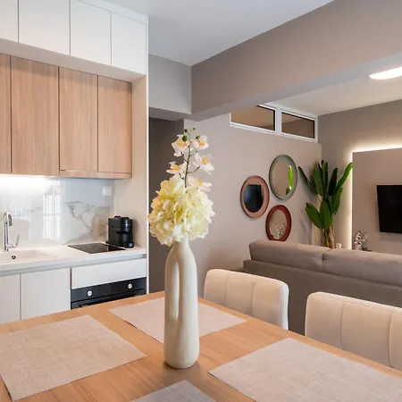 Urban Elegance By Nest Apartment Thessaloniki